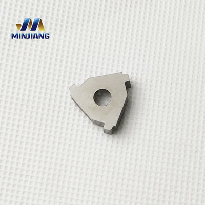 Inserti indicizzabili con filo trapezoidale a carburo, resistenti alle alte temperature e ad alta efficienza